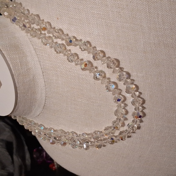 Jewelry - Double strand abs